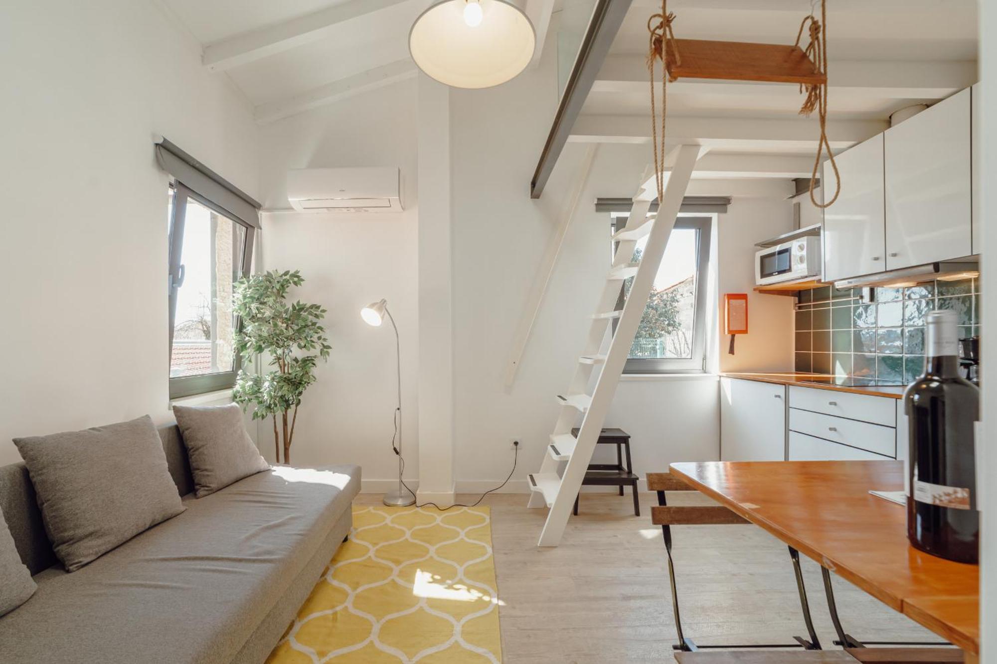 Mezzanine Stylish Apartments By Vacationy Porto Exterior photo